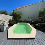 Maison Spacieuse Proche De La Avec Piscine *