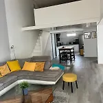 Maison Spacieuse Proche De La Avec Piscine Hébergement de vacances