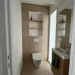 Hébergement de vacances Maison Spacieuse Proche De La Avec Piscine *