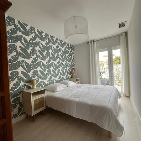 Maison Spacieuse Proche De La Avec Piscine Prázdninový dům