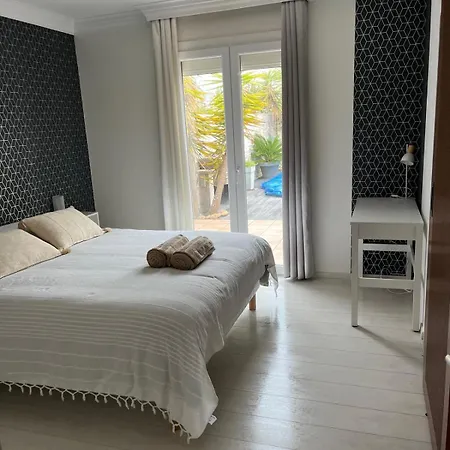 Hébergement de vacances Maison Spacieuse Proche De La Avec Piscine Mauguio